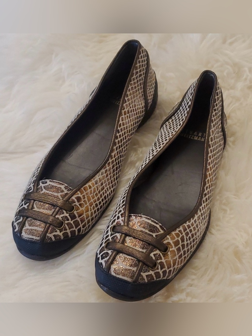 Stuart Weitzman Women’s Snake-Print Ballet Flats in Brown and Cream. Size 5.5